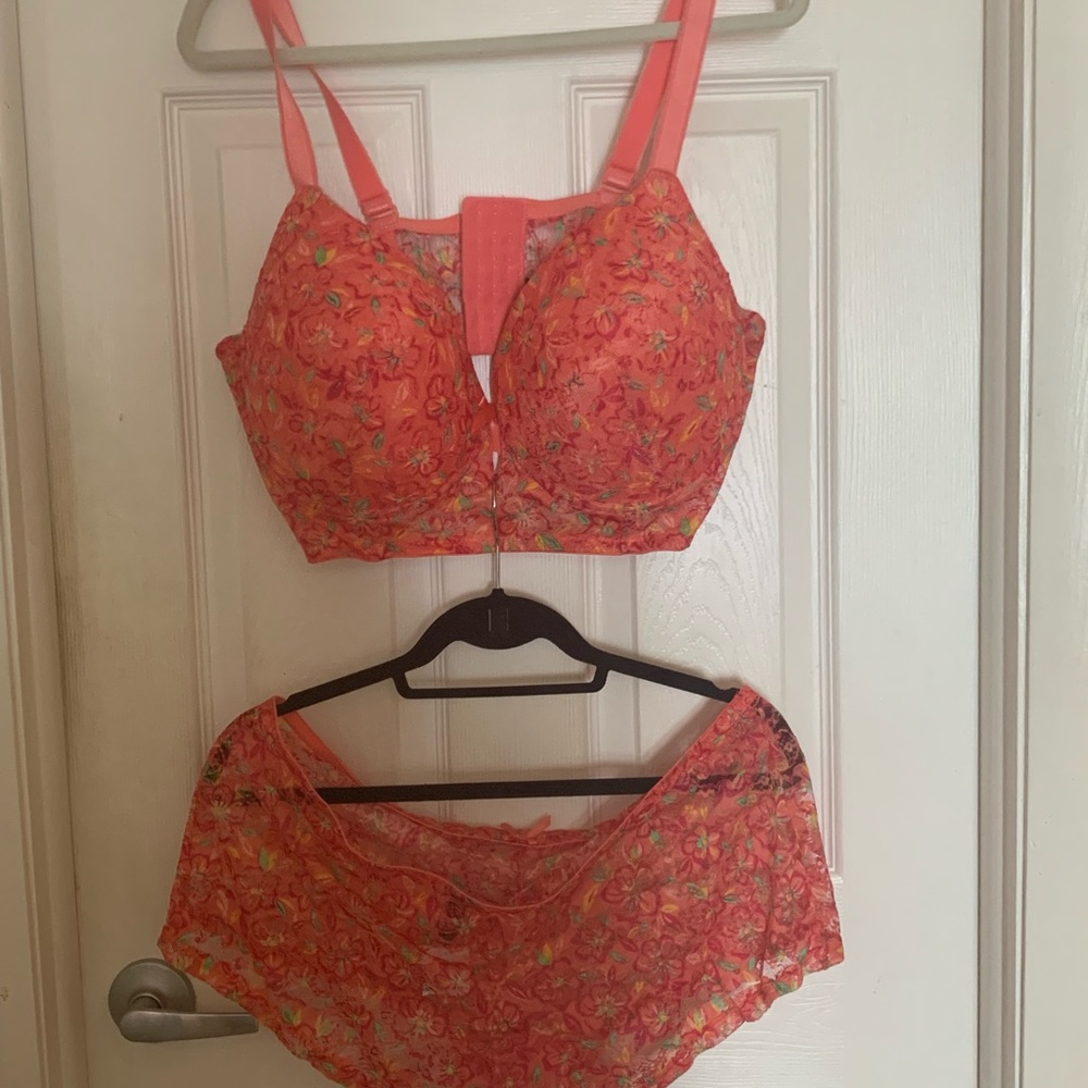 Very flirty cami /bra and matching panty